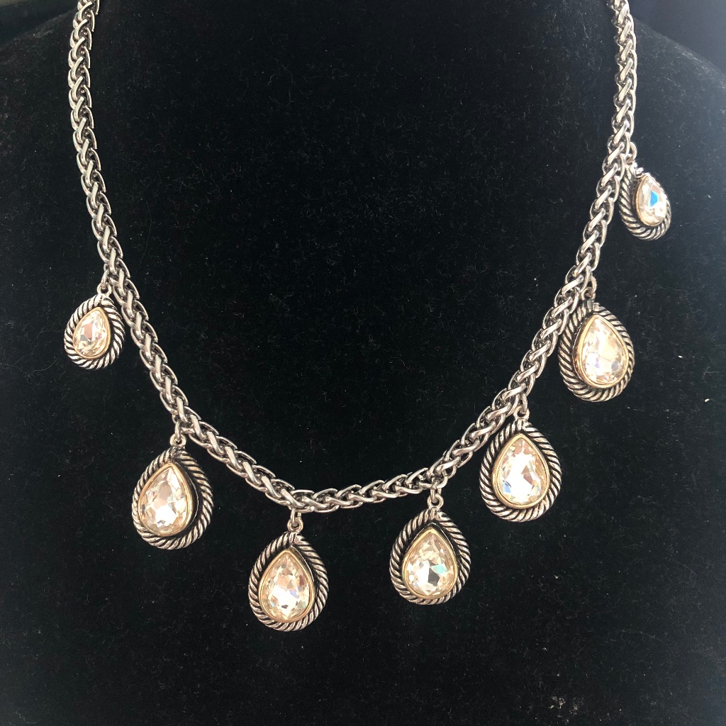Silver Necklace With Diamond Teardrops